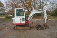 2002 TAKEUCHUI TB125 DIGGER - 6