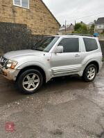 2001 MITSUBISHI SHOGUN TRUCK