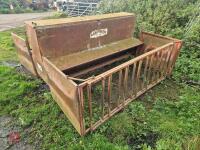 PORTAQUIP HOGG/LAMB FEEDER