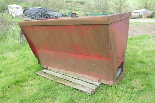 AG SAWDUST CUBICLE DISPENSER (S/R)