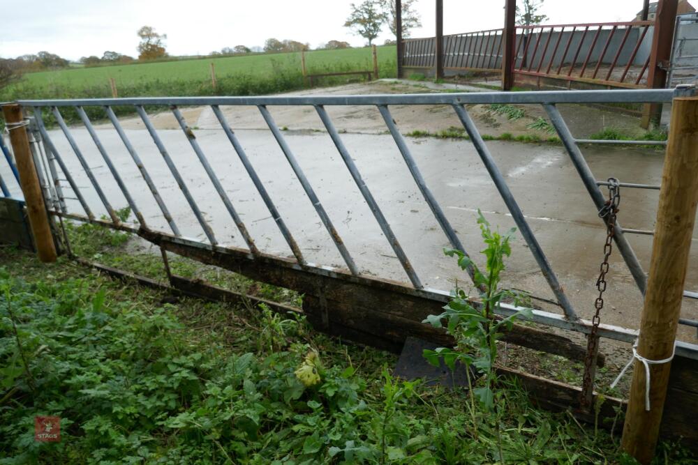 14'2'' CATTLE FEED BARRIER