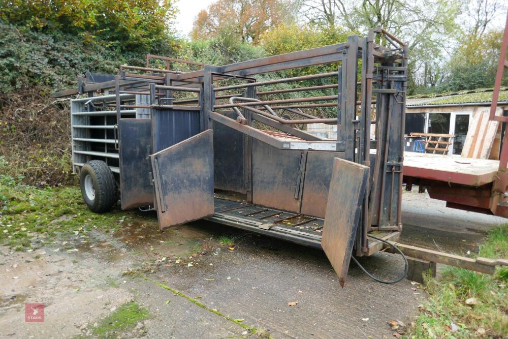 UNISTOCK MOBILE CATTLE HANDLING SYSTEM