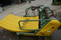 2008 HUSTLER 2000 BALE UNROLLER - 4