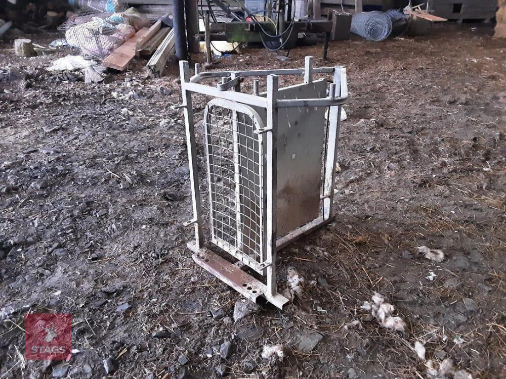 IRONWORKS SHEEP SHEDDING GATE