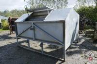 BATEMAN CALF CREEP FEEDER - 3