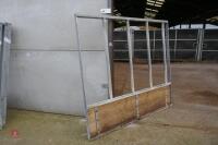 6' 4'' CATTLE FEED BARRIER (142) - 4