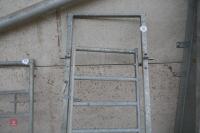 GALVANISED CATTLE RACE GATE (157) - 5