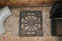 PLASTIC DRAIN COVERS (6)