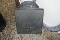 450MM SQUARE MANHOLE COVER (43)