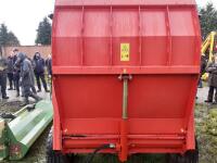 TAARUP 853 TRAILED STRAW/SILAGE CHOPPER - 5