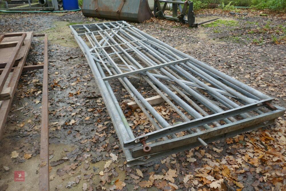 3 GALVANISED FIELD GATES (87)