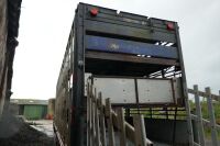 35' TRIPLE TANDEM AXLE LIVESTOCK TRAILER - 9