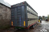 35' TRIPLE TANDEM AXLE LIVESTOCK TRAILER - 15