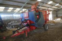 2005 KUHN 3560 TRAILED STRAW CHOPPER - 2