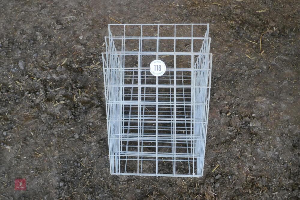 3 WIRE MESH SHEEP HOOK OVER HAY RACKS