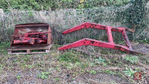 MASSEY FERGUSON LOADER FRAME