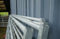 4 BATEMAN 10' GALVANISED CATTLE HURDLES - 7