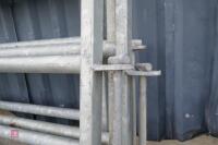 4 BATEMAN 10' GALVANISED CATTLE HURDLES - 9