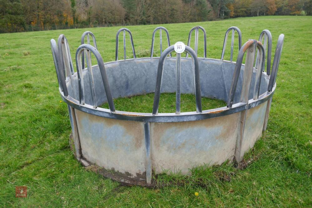 GALVANISED TOMBSTONE CATTLE FEEDER