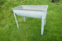 GALV FREE STANDING WATER TROUGHS - 4