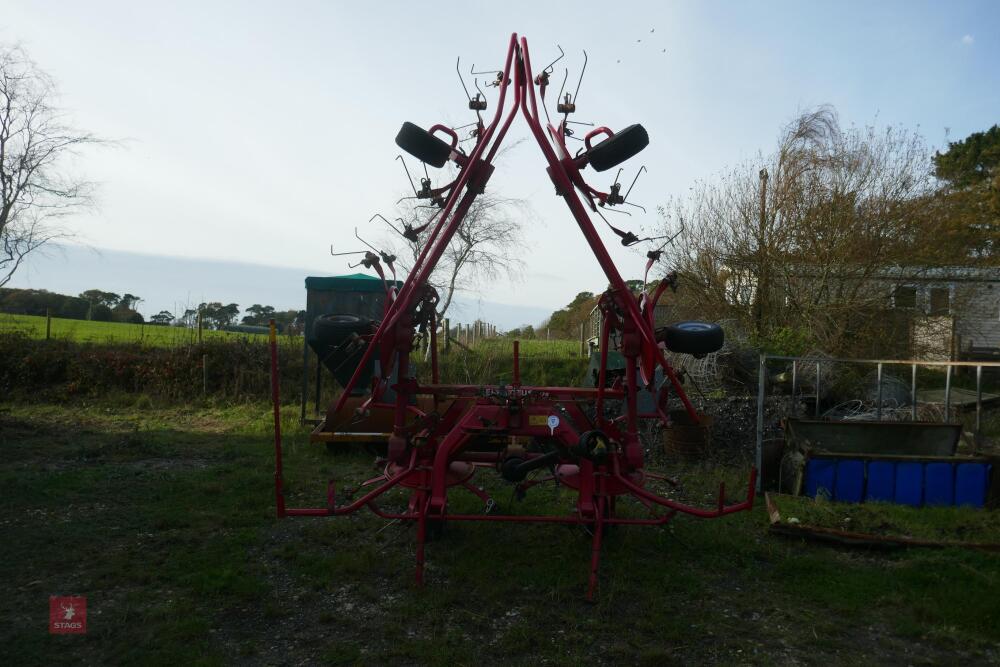 2010 LELY LOTUS 770 6 ROTOR TEDDER (S/R)