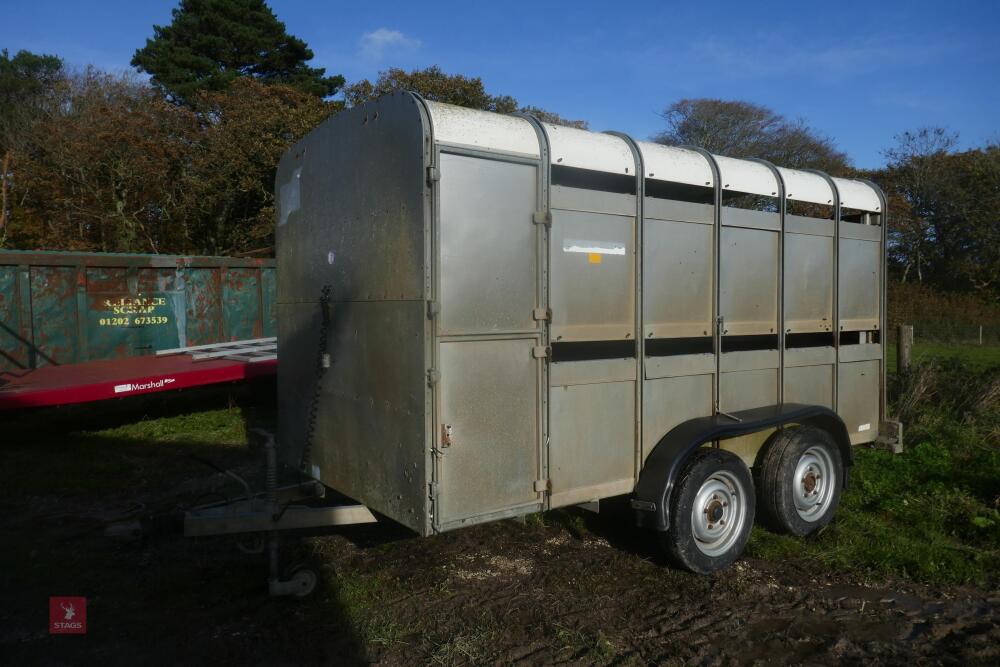 IFOR WILLIAMS 12' LIVESTOCK TRAILER