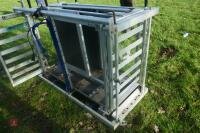 FARM IT 3000 SHEEP WEIGHER/CRUSH - 23