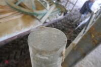 GALVANISED ROUND HANGING POST - 4