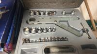 AIR BODYWORKING SET & SOCKET SET - 2