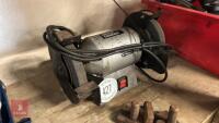 WICKES 240V BENCH GRINDER - 3