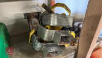 QTY OF WHEEL CLAMPS + TOW BALLS - 3