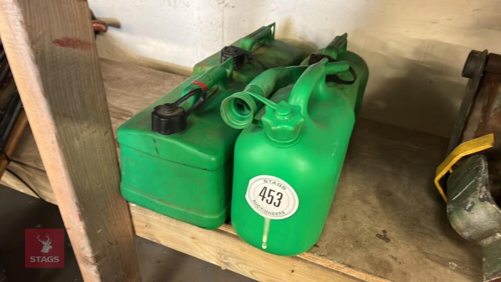 4 PLASTIC FUEL CANS