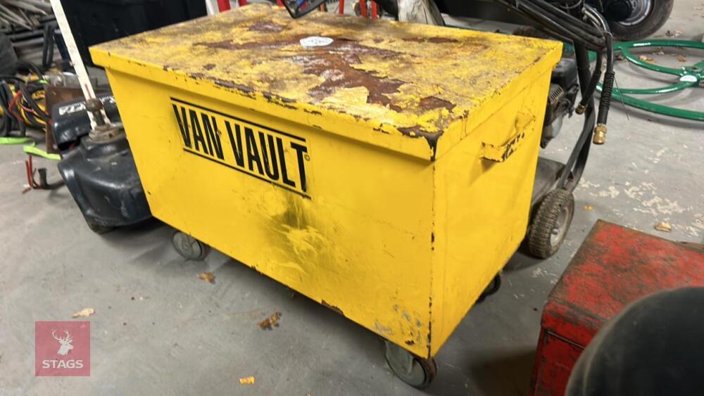 VAN VAULT WHEELED CHEST