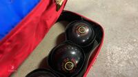 LAWN BOWLS & BAG - 4