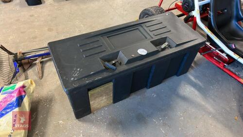 4' X 19'' PLASTIC STORAGE BOX