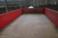 1981 MASSEY FERGUSON 5T TIPPING TRAILER - 5