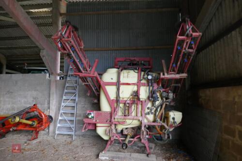 HARDI MEGA LHY 1000LTR CROP SPRAYER