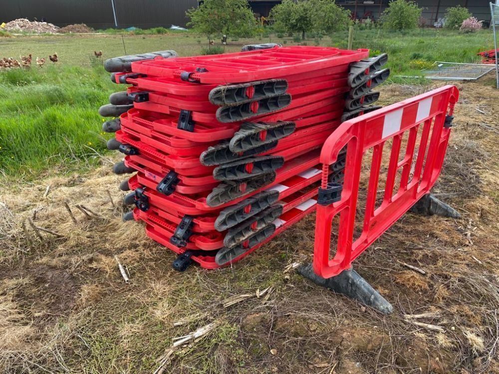 20 RED PEDESTRIAN BARRIERS