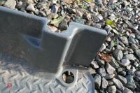 LAND ROVER PLASTIC BOOT LINER - 6