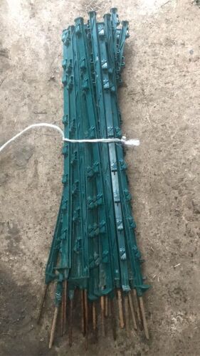 125 RUTLAND ELECTRIC FENCING STAKES