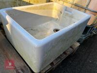 WHITE CERAMIC RECTANGULAR BELFAST SINK - 4