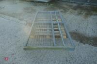 2 X HD GALVANISED SHEEP BARRIERS (3) - 4