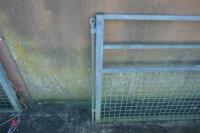 9'2'' GALVANISED SHEEP HANDLING GATE(10) - 7