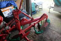 KVERNELAND 2 FURROW CONVENTIONAL PLOUGH - 2