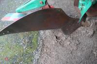 KVERNELAND 2 FURROW CONVENTIONAL PLOUGH - 4