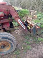 1980 INTERNATIONAL 2WD 684 C/W LOADER - 14