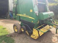 2003 JOHN DEERE 582 BELT DRIVEN ROUND BALER - 2