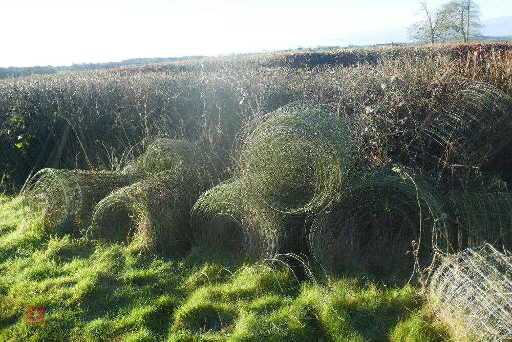 ASSORTED ROLLS OF STOCK WIRE