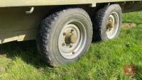 BATESTON TWIN AXLE TRAILER C/W 12' LIVESTOCK CONTAINER - 6