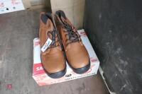 NEW BROWN SIZE 12 WORKBOOTS - 3